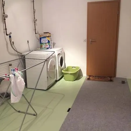 Ferienwohnung Nauborn Mit Grosser Uberdachter Terrasse, Ruhig Gelegen *