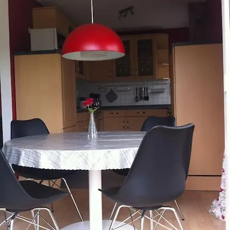 Apartment Ferienwohnung Nauborn Mit Grosser Uberdachter Terrasse, Ruhig Gelegen