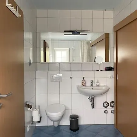Ferienwohnung Nauborn Mit Grosser Uberdachter Terrasse, Ruhig Gelegen
